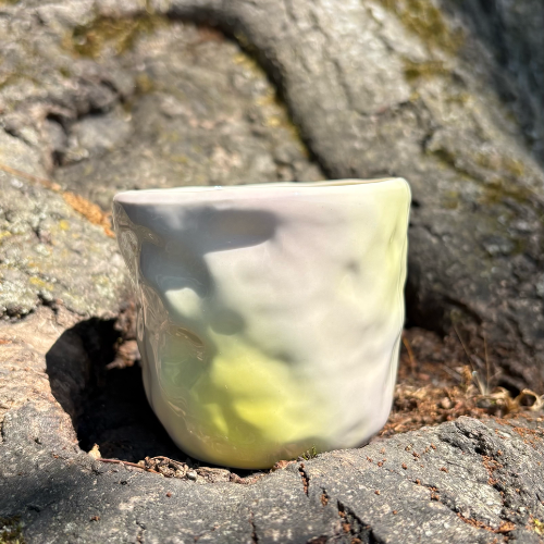 M container yellow